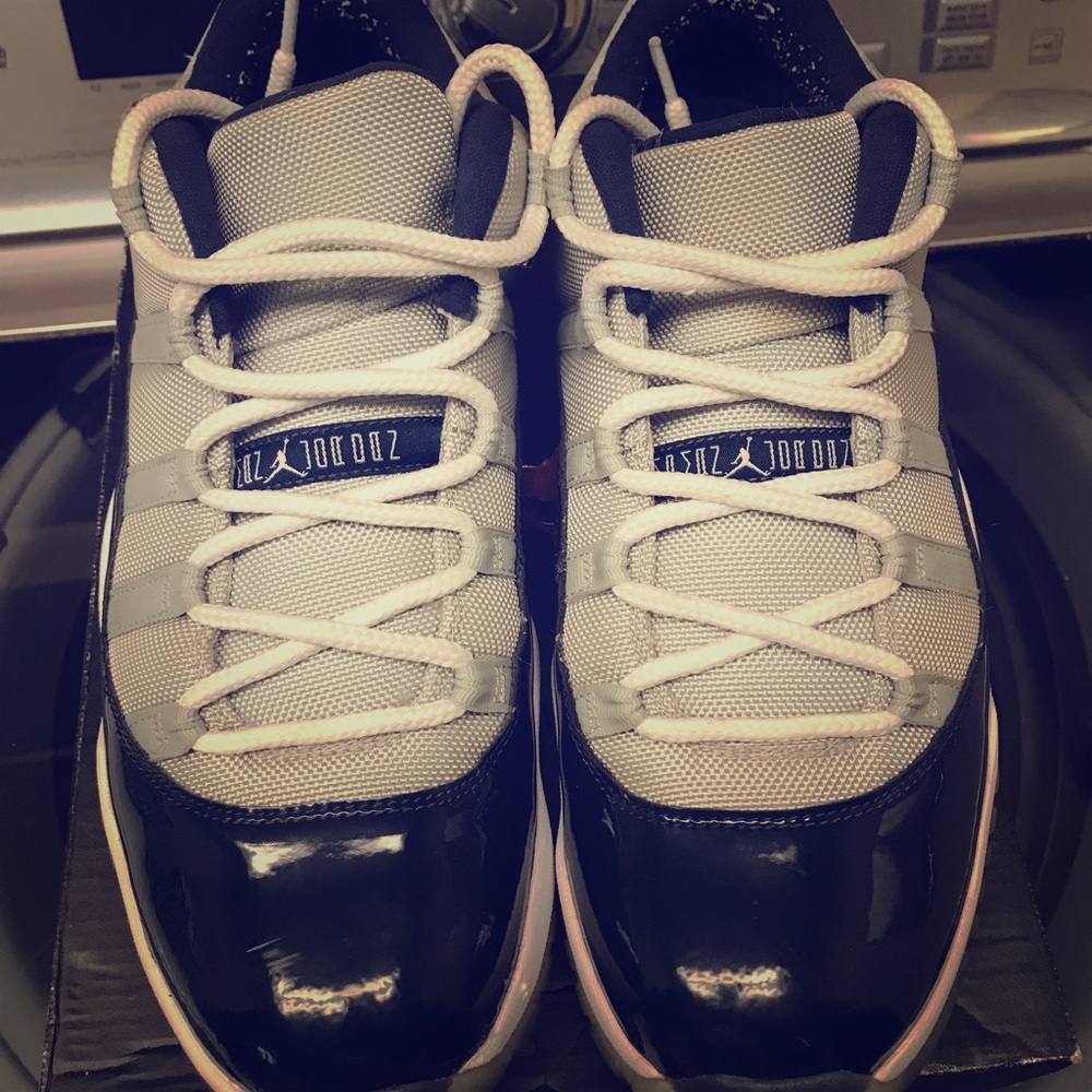 Air Jordan Retro 11 Low Georgetown Size 11